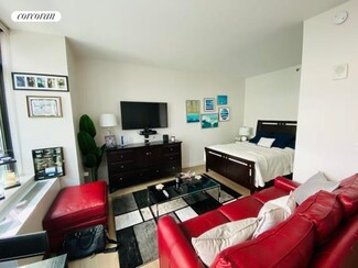 44-28 Purves St, Queens, NY 11101