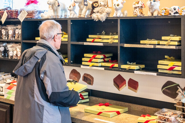 Pepper Tree is surrounded by local shops for residents to enjoy.