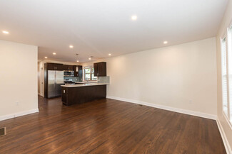 27 1st St Unit 27, Medford, MA 02155