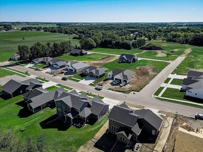 12-Emerald Dr-012.jpg