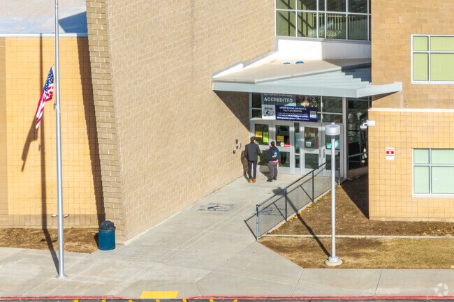 Enter the halls of a great school at Heritage Elementary School.