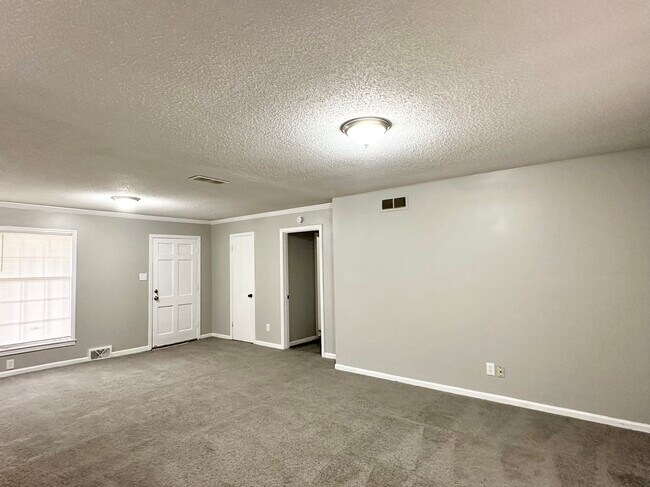 2784 Bragg Ln, Memphis, TN 38134 - photo 4