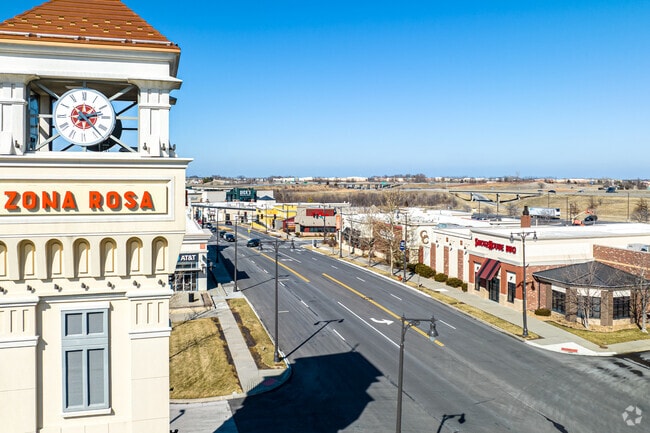 A suburb of northern Kansas City, Park Forest is just 14 miles from the bustling urban center.