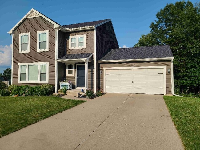 717 Wild Flower Dr, Wayland, MI 49348 - photo 2