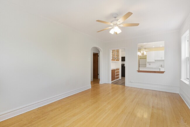 1507 Dobson St unit 3, Evanston, IL 60202 - photo 3