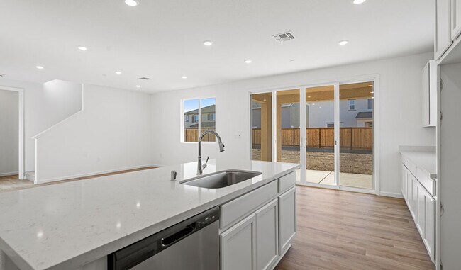 1128 Carson River Ct, Lathrop, CA 95330 - photo 7