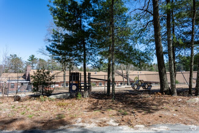 Engage in a world of discovery at Wawaloam Elementary School in Exeter, RI.