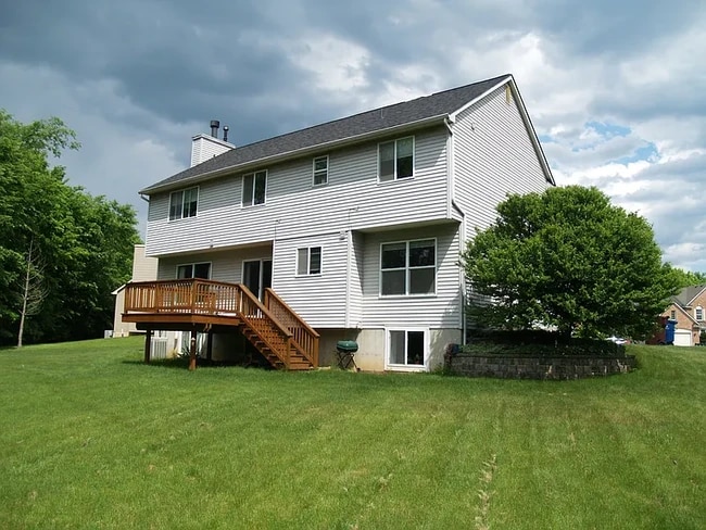 3195 Otter Creek Ct, Ann Arbor, MI 48105 - photo 2