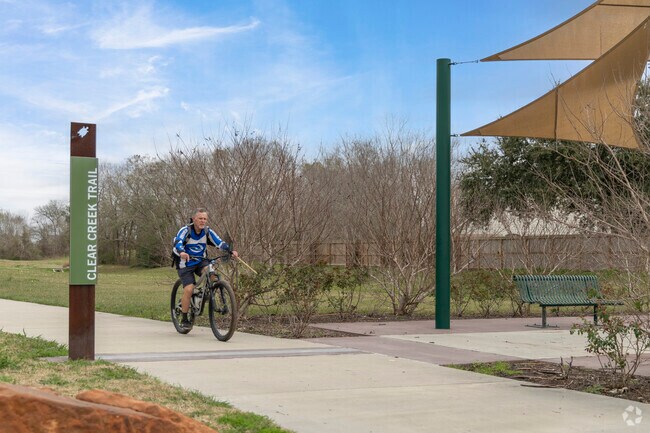 Explore Silverlake's abundant bike trails, offering scenic routes for outdoor enthusiasts.