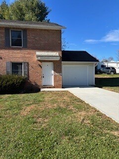 1251 Country, Newark, OH 43055