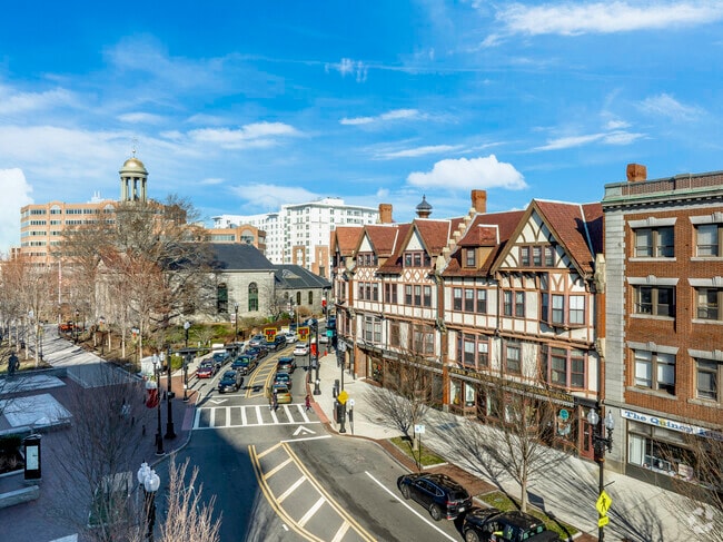 A variety of shops line Hancock street in Quincy Center.