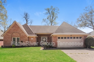 7883 Freehold Dr, Memphis, TN 38125