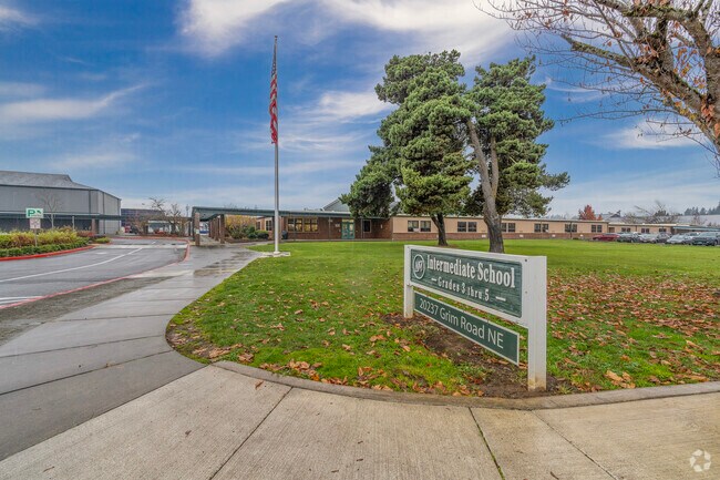 North Marion Intermediate School grades 3-5 in Aurora, OR.