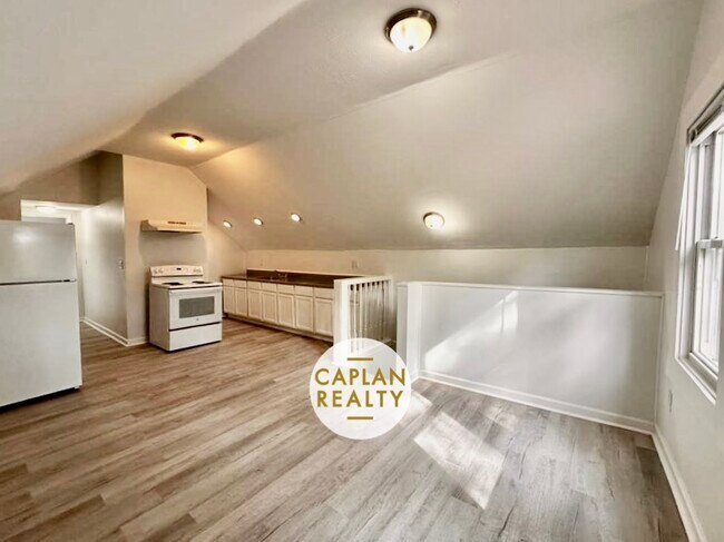 2 Derby Ave unit 3, New Haven, CT 06511 - photo 3