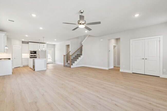 448 Lost Creek Trail, Waxahachie, TX 75165 - photo 5