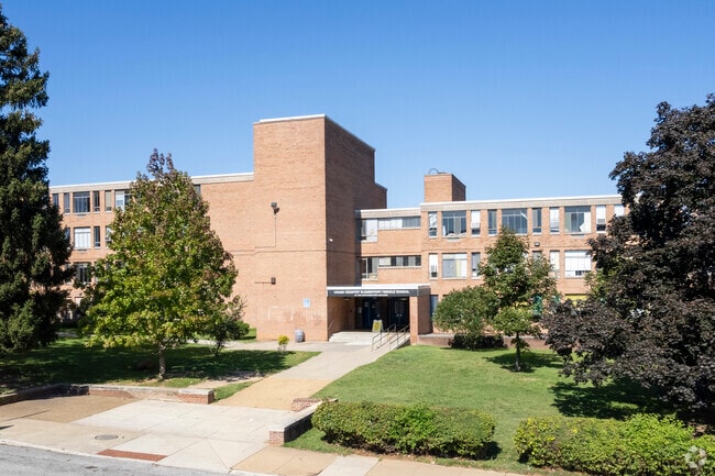 Glen Students can Cross Country Elementary School.