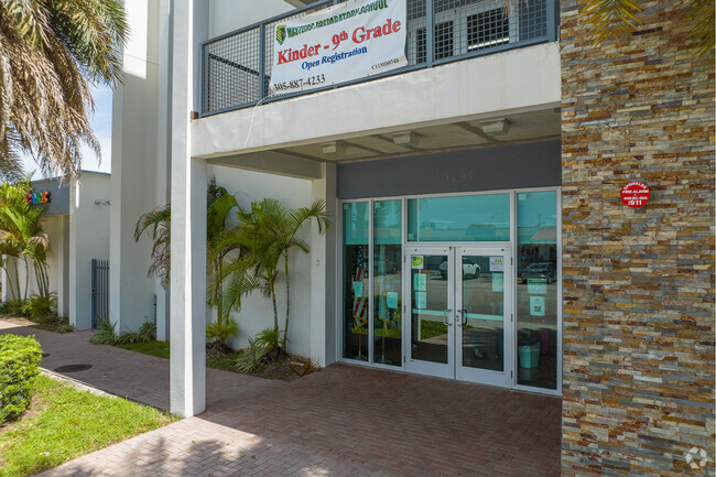 Masters Preparatory School is ideally located in the neighborhood.