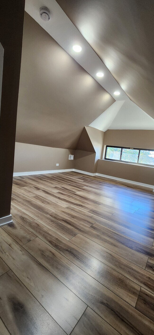 4511 S Washtenaw Ave unit 1, Chicago, IL 60632 - photo 5