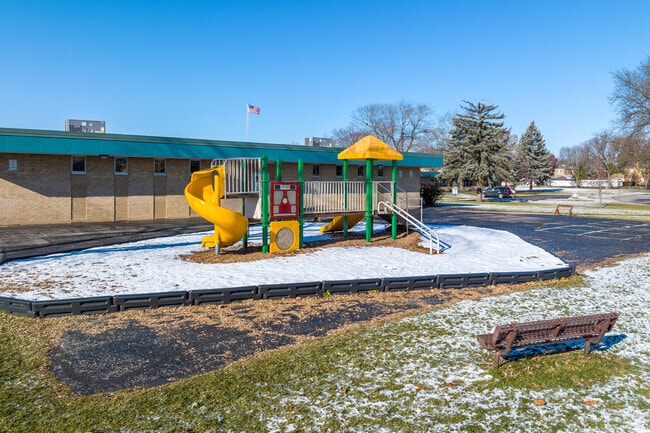 Westchester Primary School is located in Westchester, IL.