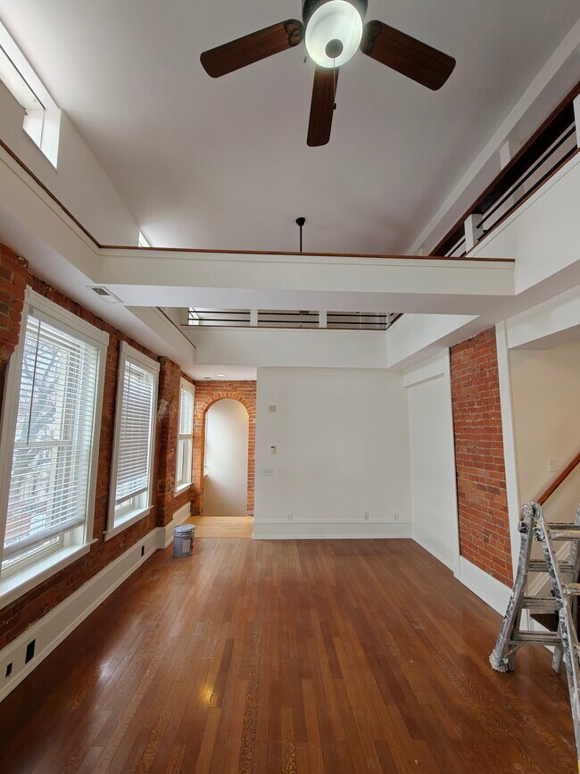 4204 Williamson Place, Cincinnati, OH 45223 - photo 3