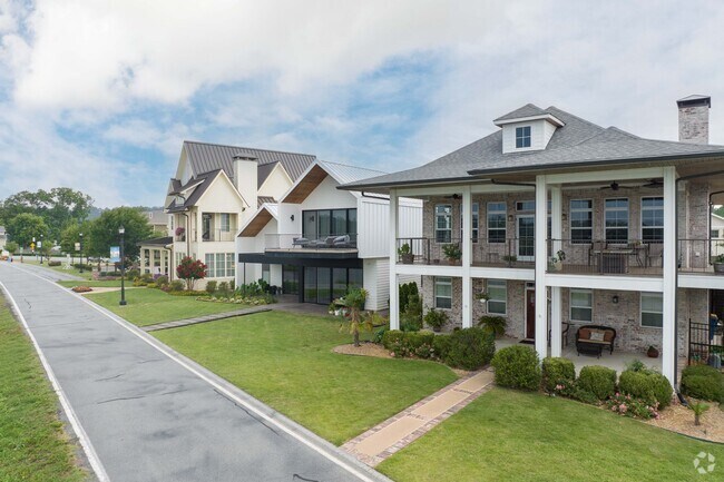 Riverfront homes located just off the Arkansas River in Baring Cross, Little Rock, Arkansas.