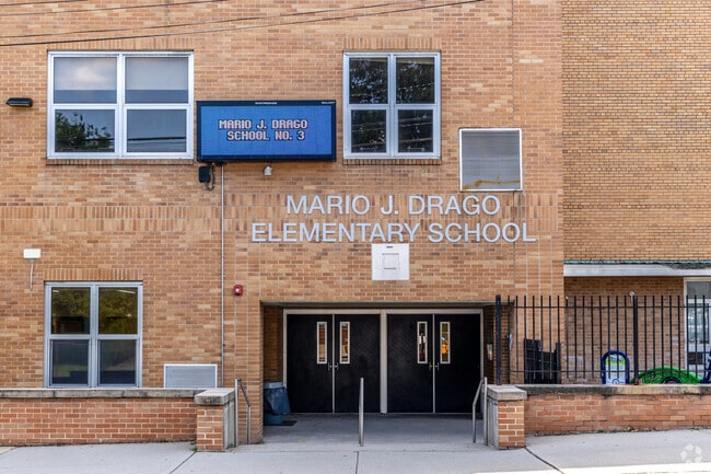 Mario Drago School No. 3 in Passaic has 72 teachers and 1 counselor supporting its students.