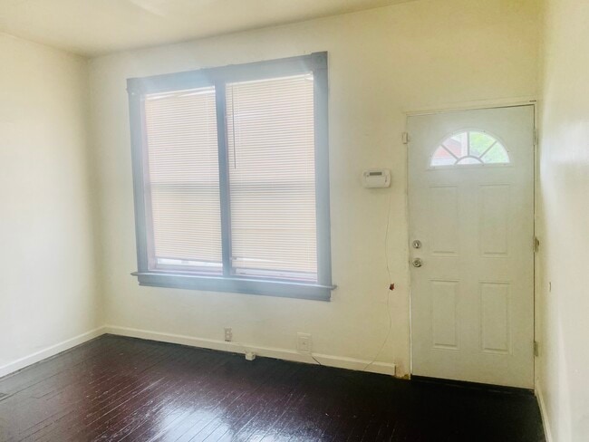 336 Christian Ave unit 1F, Saint Louis, MO 63147 - photo 3