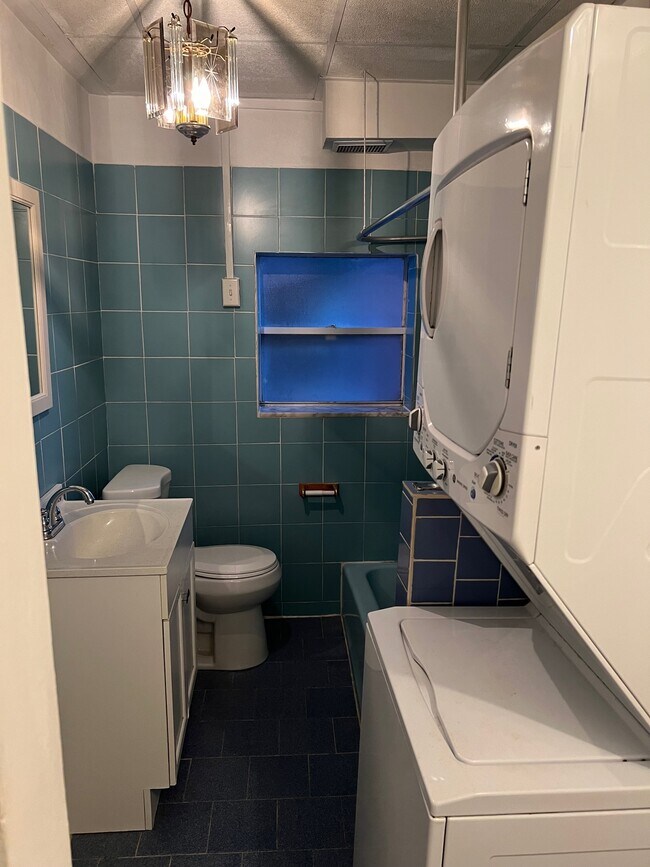 1306 Tasker St unit Walk to Passyunk Squ, Philadelphia, PA 19148 - photo 5