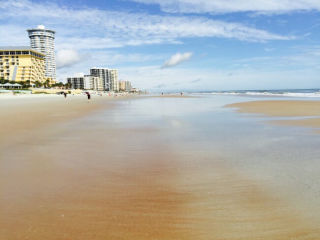 Oceans Four Condominium, Daytona Beach, FL 32118 - photo 2