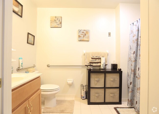 Bathroom 2br
