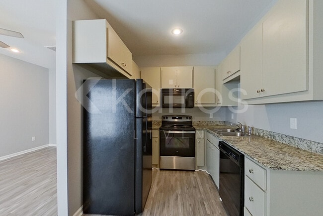 10005 W 20th St, Little Rock, AR 72205 - photo 5