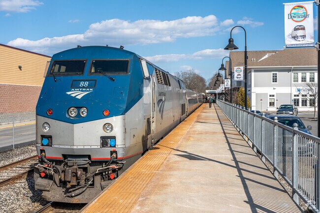 Residents of North Yarmouth have access to Amtrak at nearby Brunswick Station.