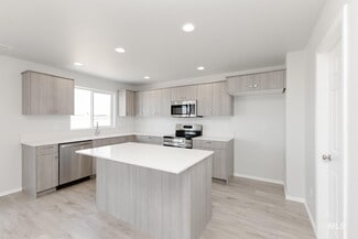 13317 Cut St, Caldwell, ID 83607