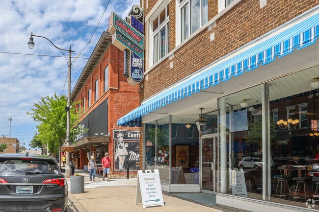 Downtown Sapulpa is thriving with coffee shops, salons, restaurants and a packed events calendar.