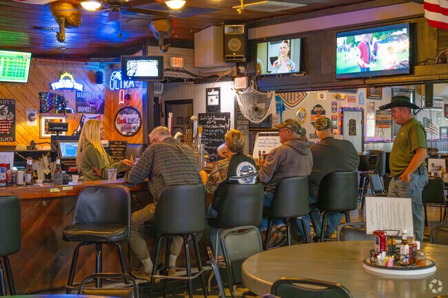 Johnny's Tavern is the community hangout in East New Market, featuring drinks and pub fare.