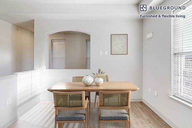 1000 Lupine unit FL3-ID10842A, Lake Forest, CA 92630 - photo 5