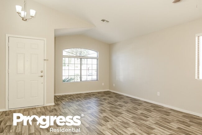 12417 W Mandalay Ln, El Mirage, AZ 85335 - photo 3