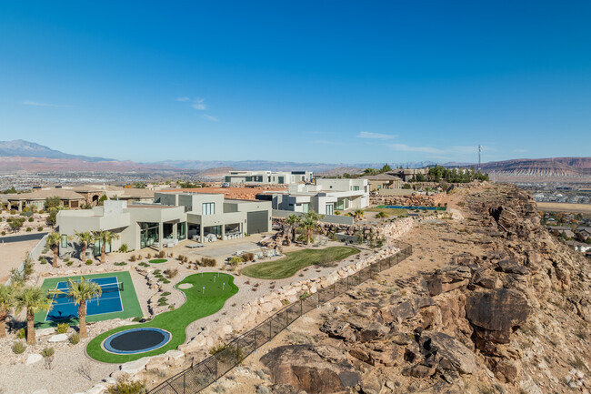 In Stone Cliff, most homes have panoramic views of the Pine Valley Mountains.