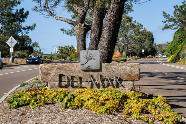Each side of Del Mar has a pleasing entrance sign knowing you are home.