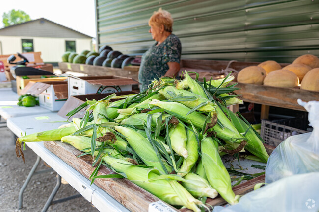 Rock Riverfront residents will find farm fresh produce at Vanessa's Open Air Market.