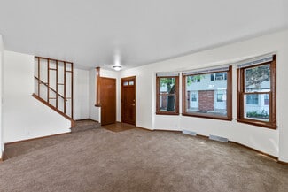 5529 S Illinois Ave, Cudahy, WI 53110