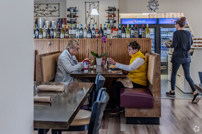 Cozy Corner Restaurant offers good food you can enjoy with your family.
