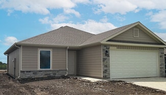 20269 W 194th St, Spring Hill, KS 66083