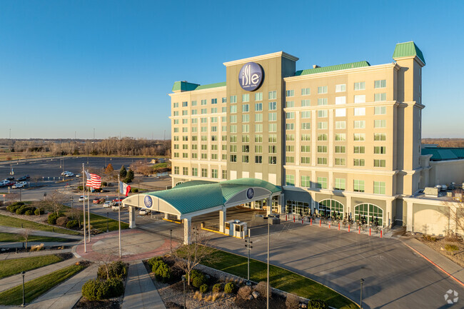 The Isle Casino offers entertainment and dining just a short trip from Riverview.