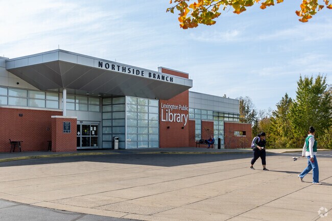 Radcliffe-Elkhorn Park readers explore Lexington's 11,000 sqft Northside Branch Public Library.