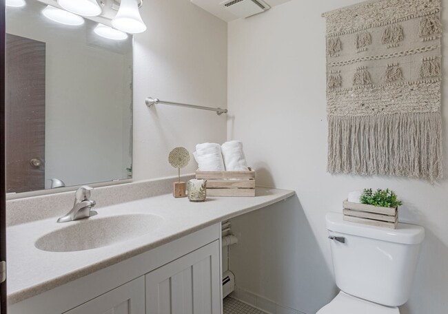 Baypoint Shoreline, Duluth, MN 55802 - photo 5