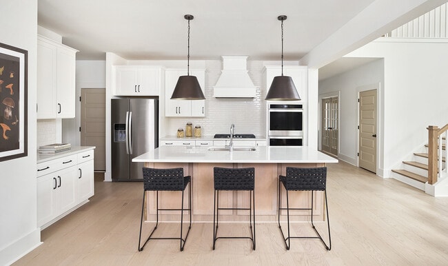 4203 Hollow Wind Way unit 36449878, Summerville, SC 29485 - photo 5