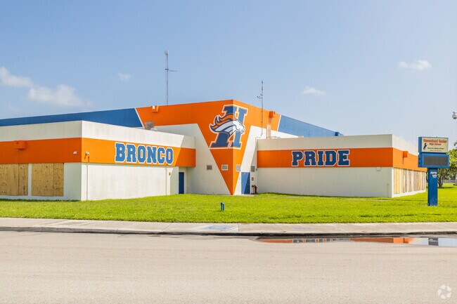 Homestead Middle School in Homestead, FL has a B rating on Niche.