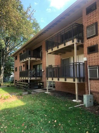 7312 Route 29 Unit 204, Falls Church, VA 22046