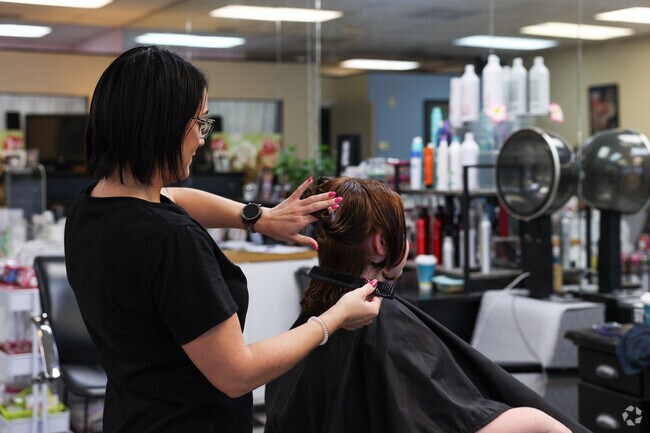 Willow Creek Shopping Center, adjacent to Santa Fe, is a great place to get a haircut.